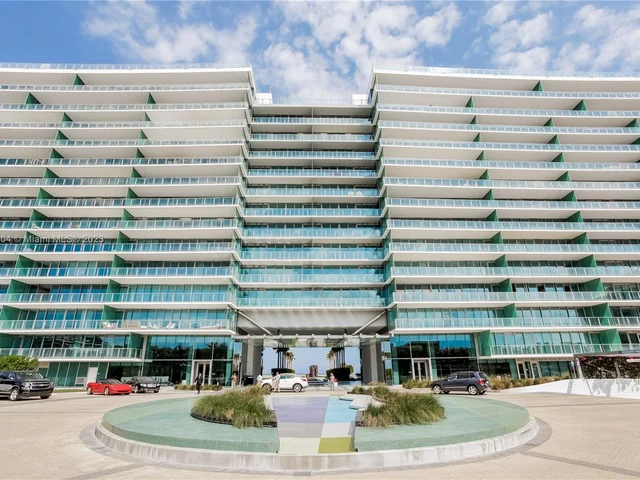 360 Ocean Dr # 202S, Key Biscayne FL 33149