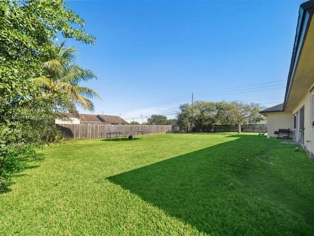 16201 SW 286th St, Homestead FL 33033