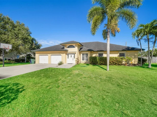 16201 SW 286th St, Homestead FL 33033