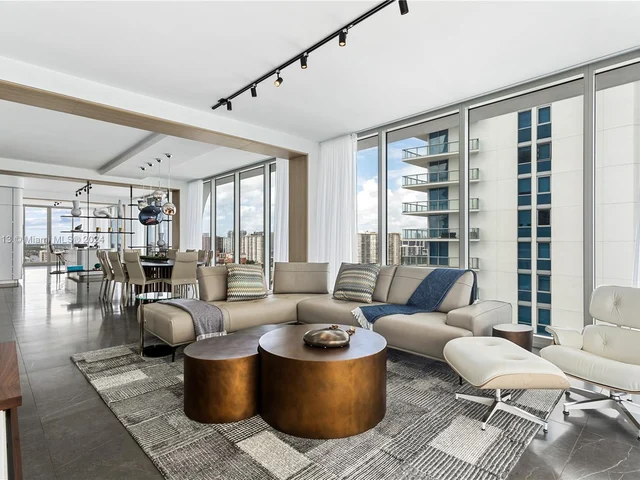 16901 Collins Ave # 1505, Sunny Isles Beach FL 33160