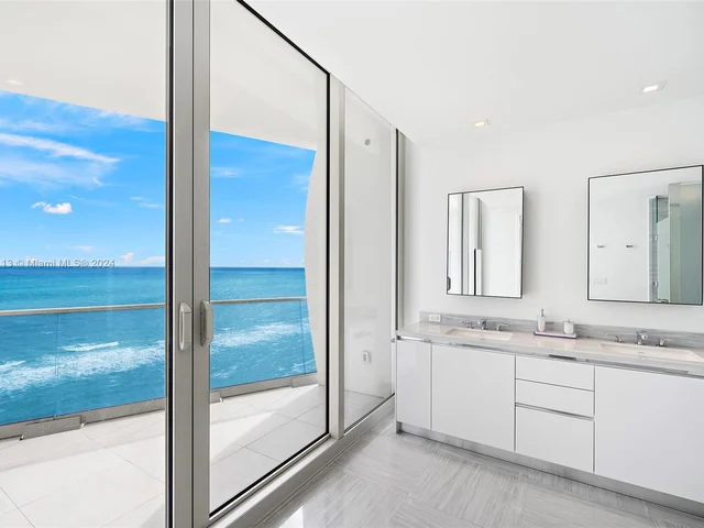 16901 Collins Ave # 1505, Sunny Isles Beach FL 33160