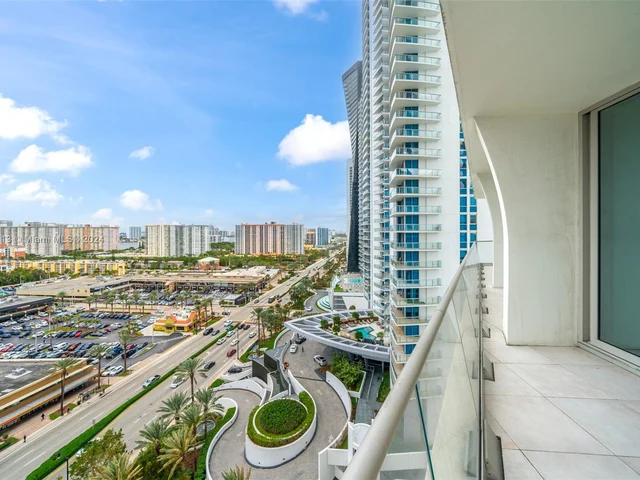 16901 Collins Ave # 1505, Sunny Isles Beach FL 33160
