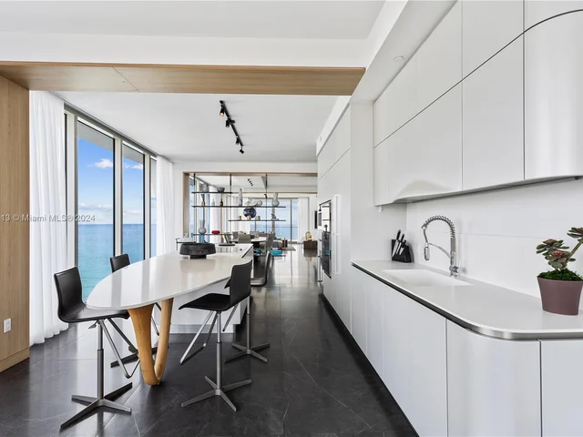 16901 Collins Ave # 1505, Sunny Isles Beach FL 33160