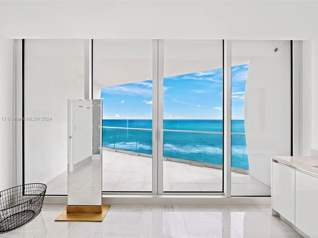 16901 Collins Ave # 1505, Sunny Isles Beach FL 33160