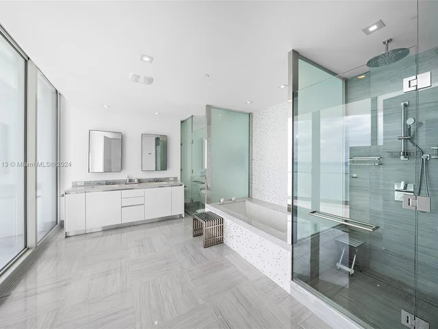 16901 Collins Ave # 1505, Sunny Isles Beach FL 33160