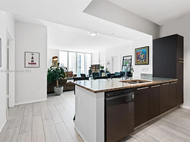 951 Brickell Ave # 2911, Miami FL 33131