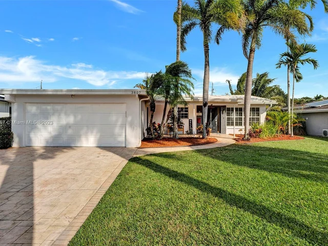 3807 Arthur St, Hollywood FL 33021