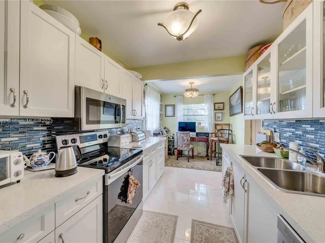 12901 SW 15th Ct # 212V, Pembroke Pines FL 33027