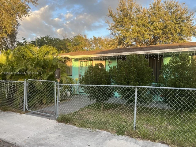 2147 NW 99th Ter # 2147, Miami FL 33147