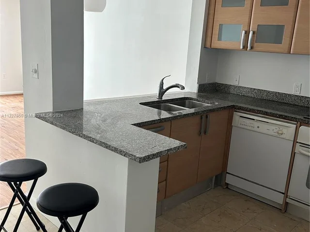 2101 Brickell Ave # 502, Miami FL 33129