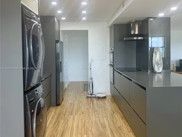 1800 NE 114th St # 2309, Miami FL 33181