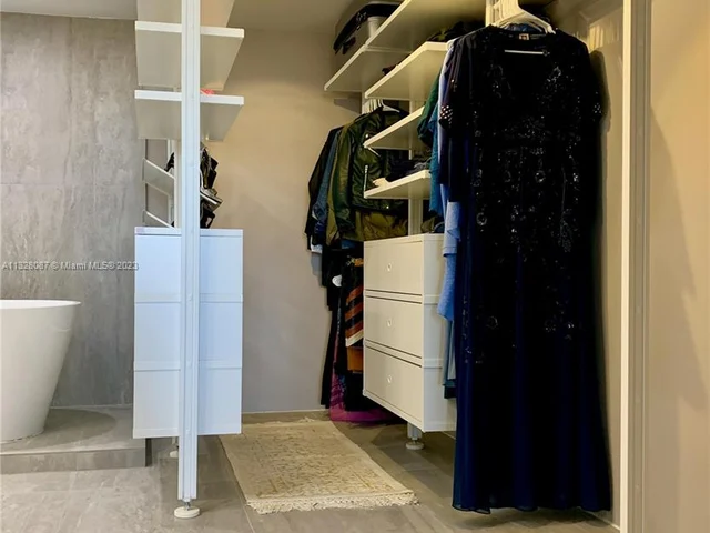 1800 NE 114th St # 2309, Miami FL 33181