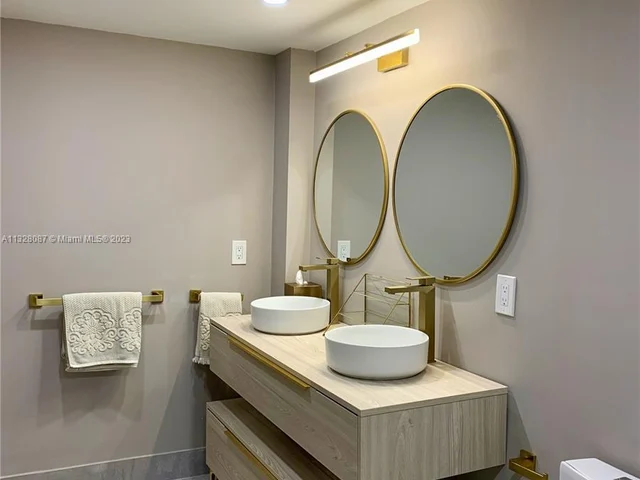 1800 NE 114th St # 2309, Miami FL 33181