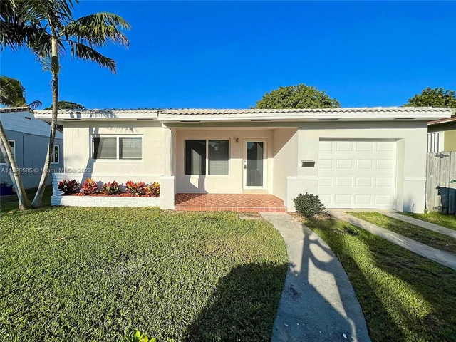 3830 SW 58 Ct, Miami FL 33155