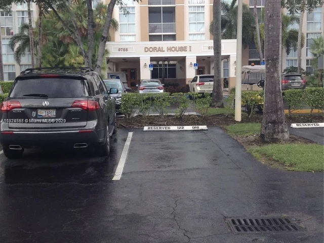 9755 NW 52nd St # 518, Doral FL 33178