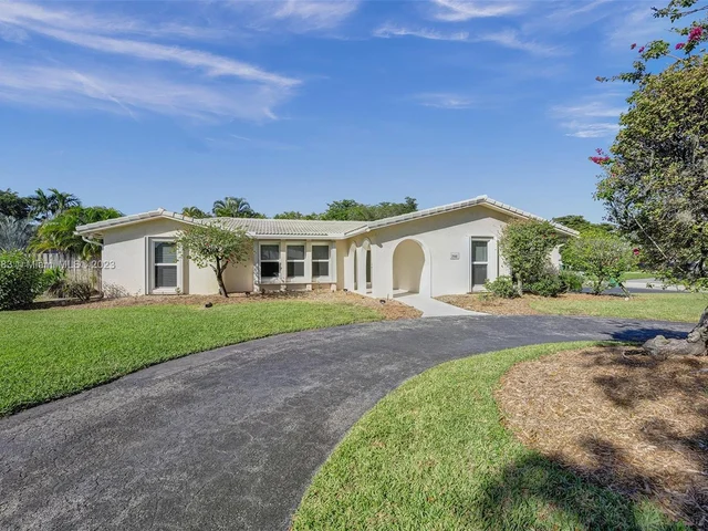 2940 NW 115th Ter, Coral Springs FL 33065