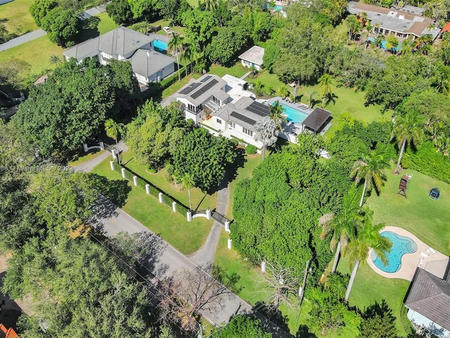 6253 SW 128th St, Pinecrest FL 33156