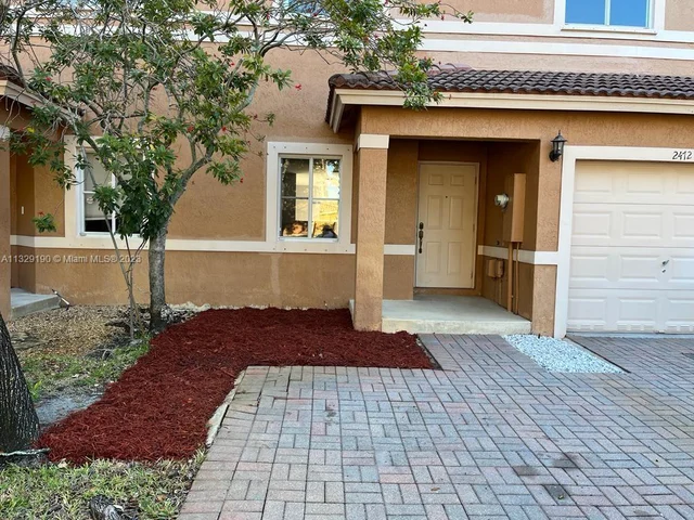 2472 NW 98th Ln # 2472, Sunrise FL 33322