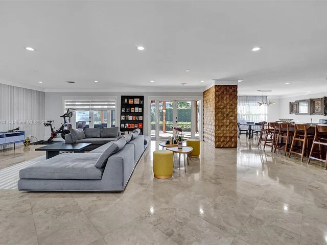 4730 Taylor St, Hollywood FL 33021