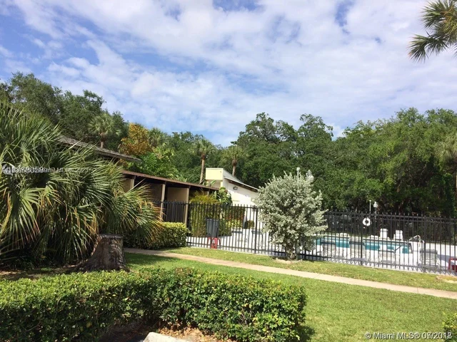 3301 Raleigh St # 4B, Hollywood FL 33021