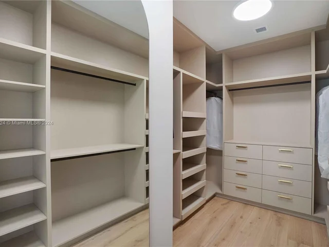 7621 NE 8th Ave, Miami FL 33138