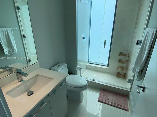 650 NE 32nd St # 4601, Miami FL 33137