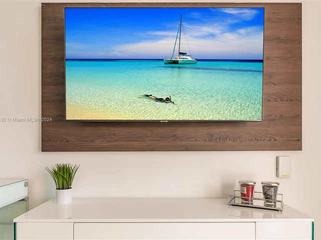 777 N Ocean Dr # N327, Hollywood FL 33019