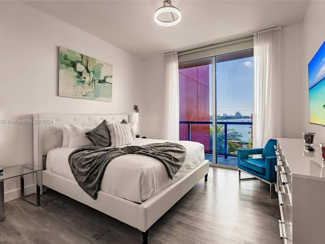 777 N Ocean Dr # N327, Hollywood FL 33019