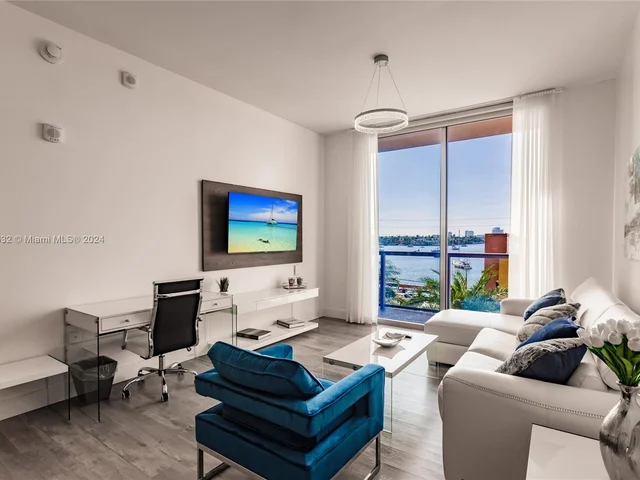 777 N Ocean Dr # N327, Hollywood FL 33019