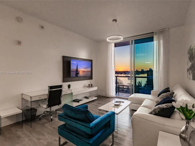 777 N Ocean Dr # N327, Hollywood FL 33019