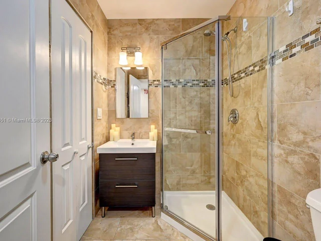 1228 Johnson St, Hollywood FL 33019