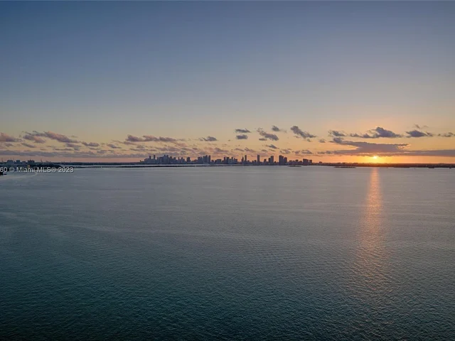 5840 N Bay Rd, Miami Beach FL 33140