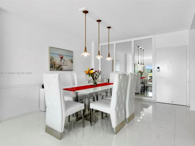 300 Bayview Dr # 210, Sunny Isles Beach FL 33160