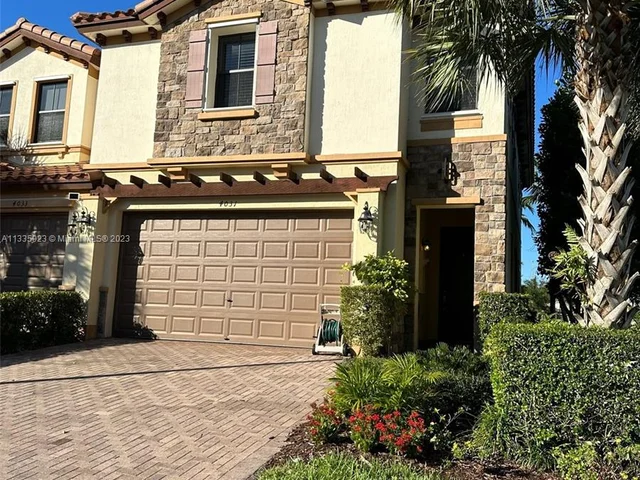 4031 Devenshire Ct, Coconut Creek FL 33073