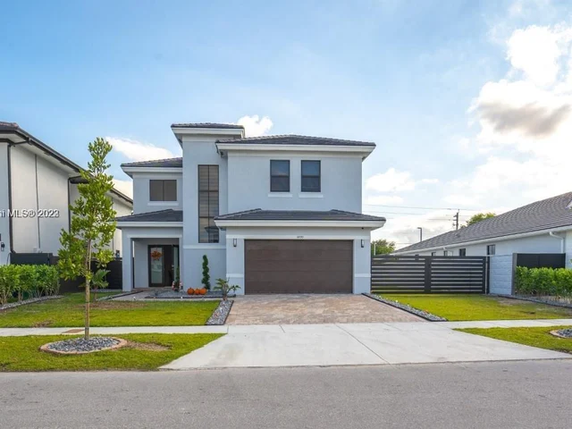 14720 SW 39th Ter, Miami FL 33185