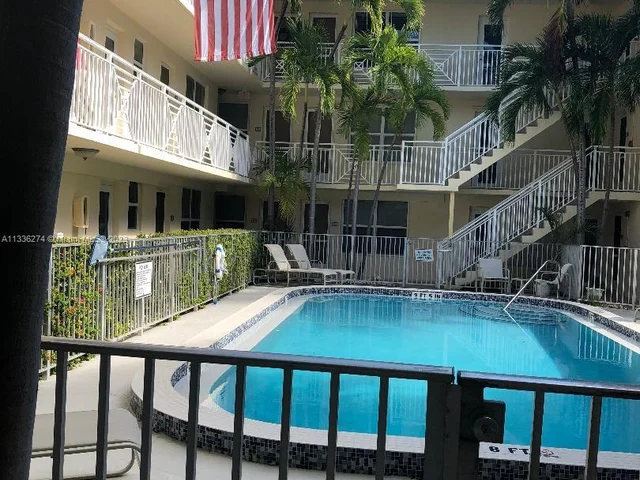 255 Sunrise Dr # 305, Key Biscayne FL 33149