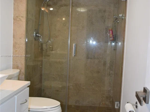 5701 Collins Ave # 1415, Miami Beach FL 33140