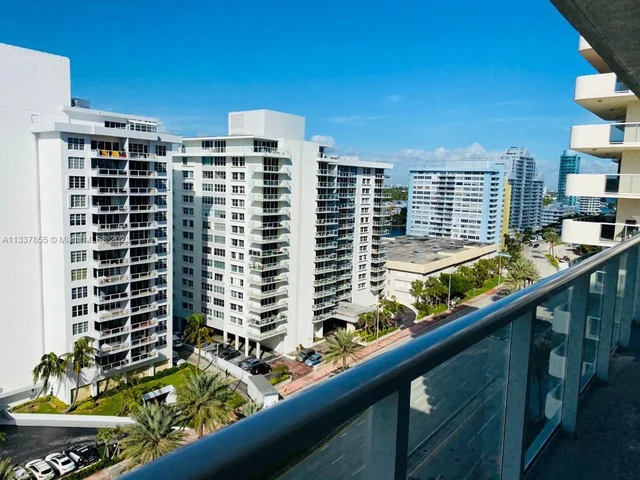 5701 Collins Ave # 1415, Miami Beach FL 33140