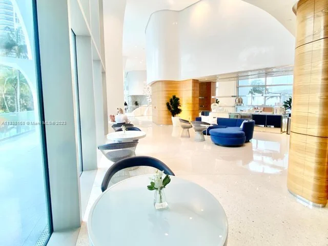 16901 Collins Ave # 1405, Sunny Isles Beach FL 33160