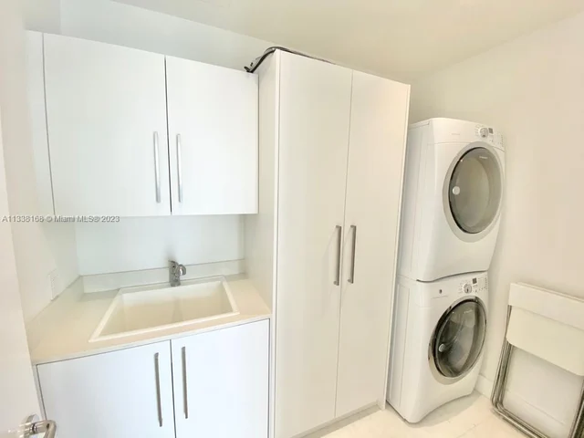 16901 Collins Ave # 1405, Sunny Isles Beach FL 33160