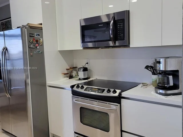 15375 SW 9th Way # 15375, Miami FL 33194