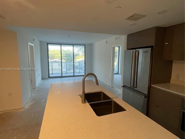 13800 Highland Dr # 207, North Miami Beach FL 33181