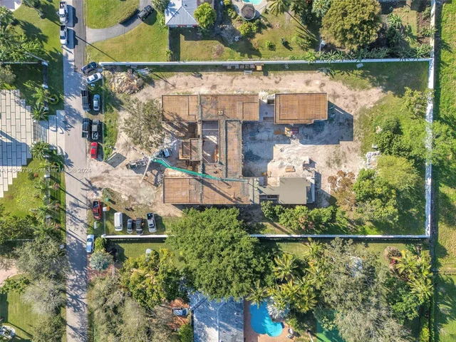 9900 SW 125th Ave, Miami FL 33186