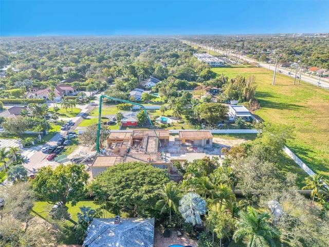 9900 SW 125th Ave, Miami FL 33186