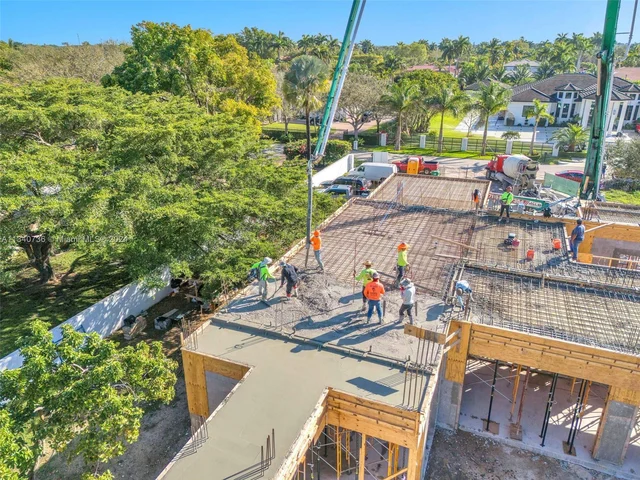 9900 SW 125th Ave, Miami FL 33186