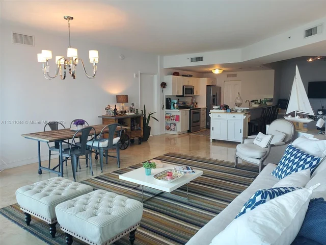 3131 NE 188 St # 806, Aventura FL 33180