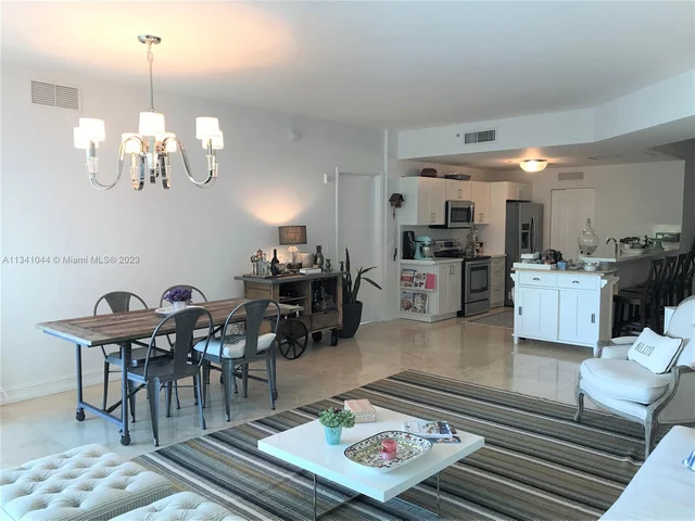 3131 NE 188 St # 806, Aventura FL 33180