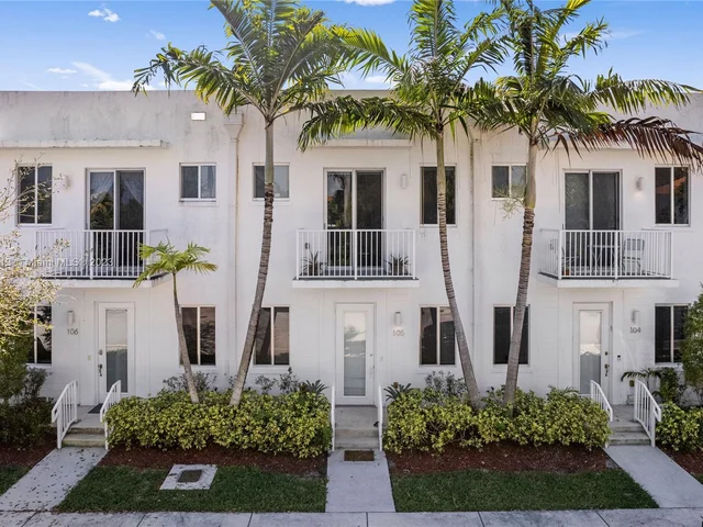 2610 NE 213th St # 105, Aventura FL 33180