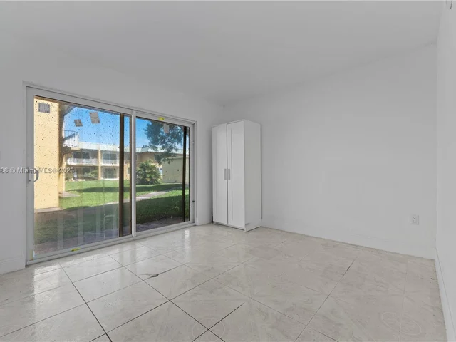 505 NW 177th St # 130, Miami Gardens FL 33169