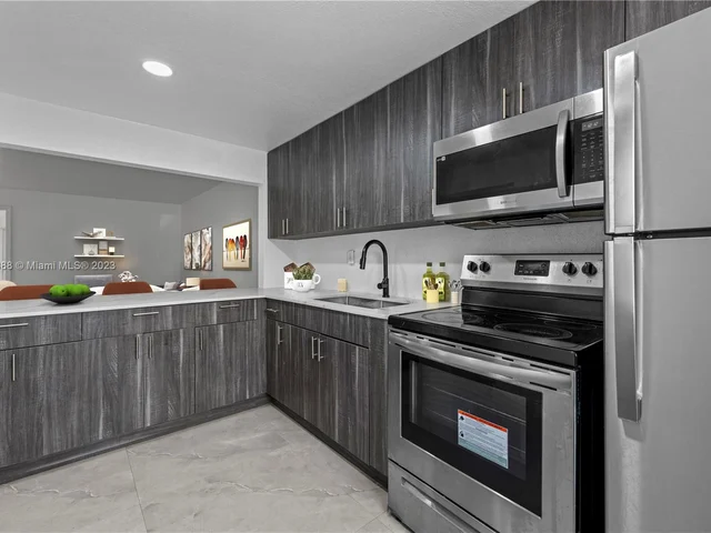 505 NW 177th St # 130, Miami Gardens FL 33169